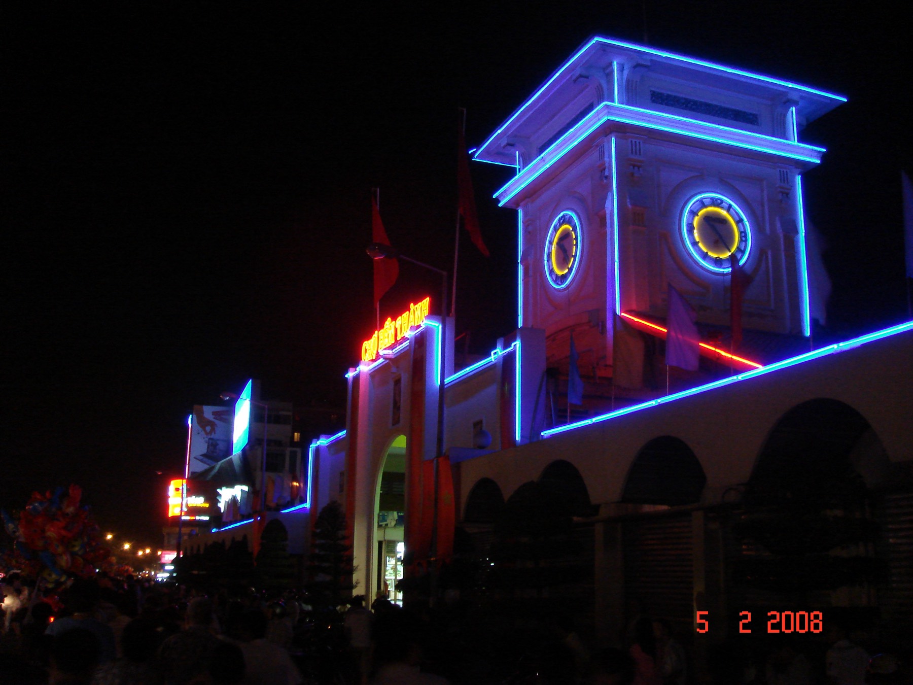 The clock-tower facade of Bến Thành Market in central Sài Gòn